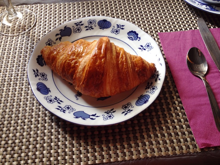 Quaintrelle French Breakfast