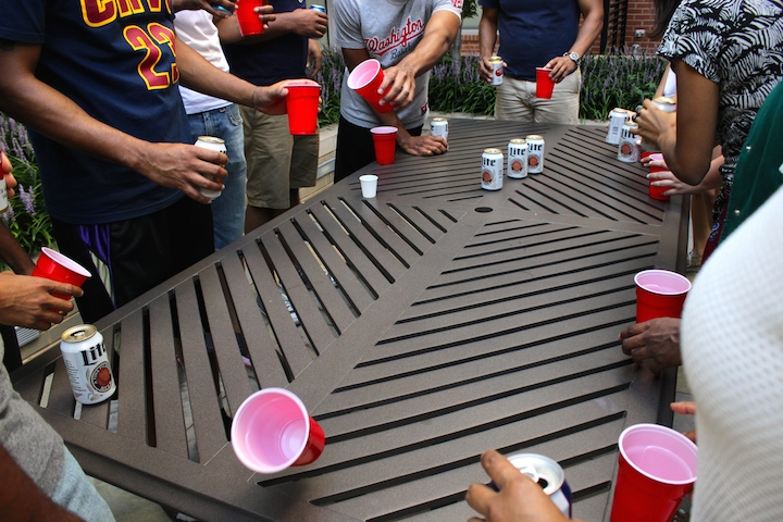 Flip Cup Quaintrelle