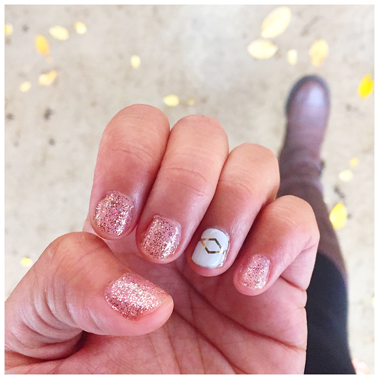 Jamberry-Nails-Giveaway.png