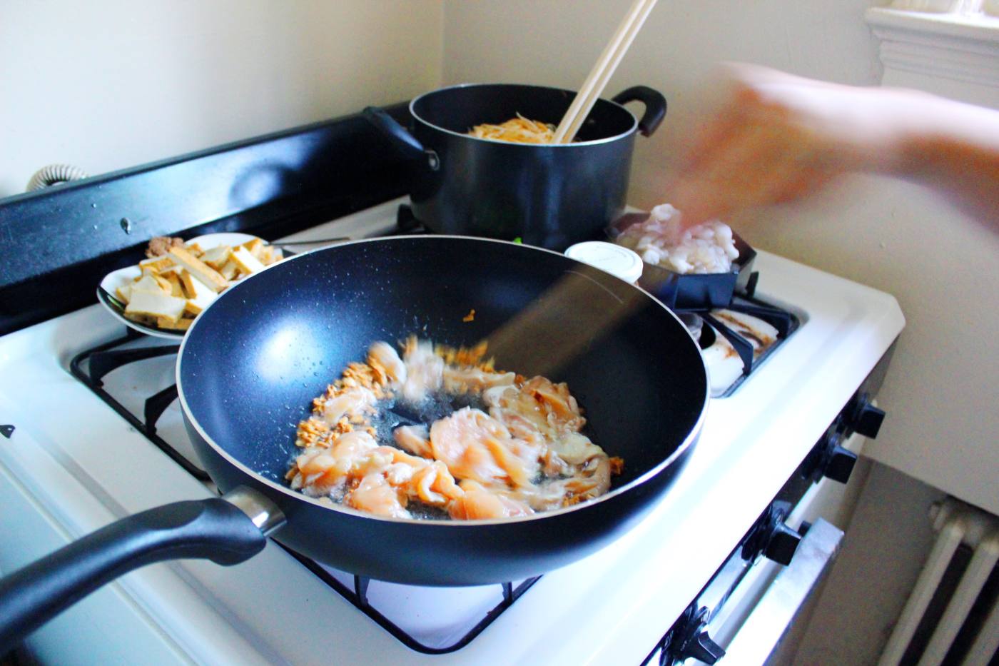 cooking in the kitchen with my mommy ma cambodian food