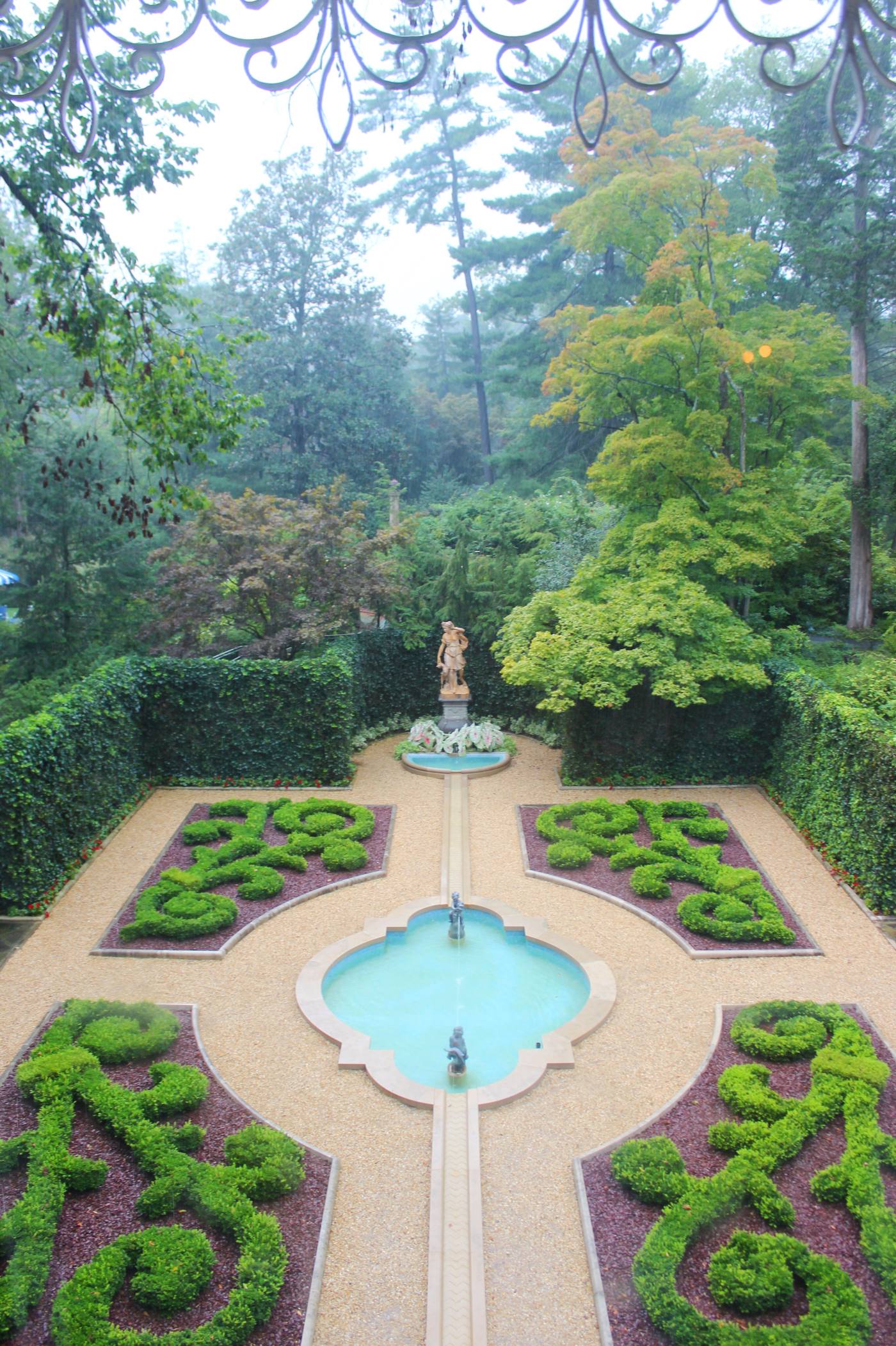 the-hillwood-estate-in-dc-setarra