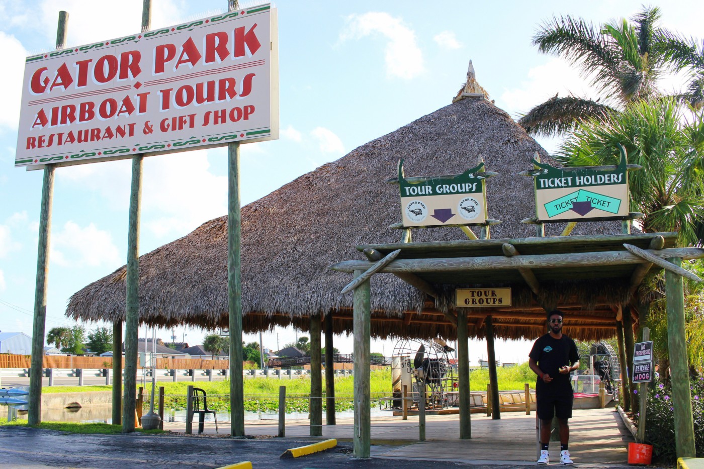 everglades-airboat-tour-gator-park-miami-florida-setarra