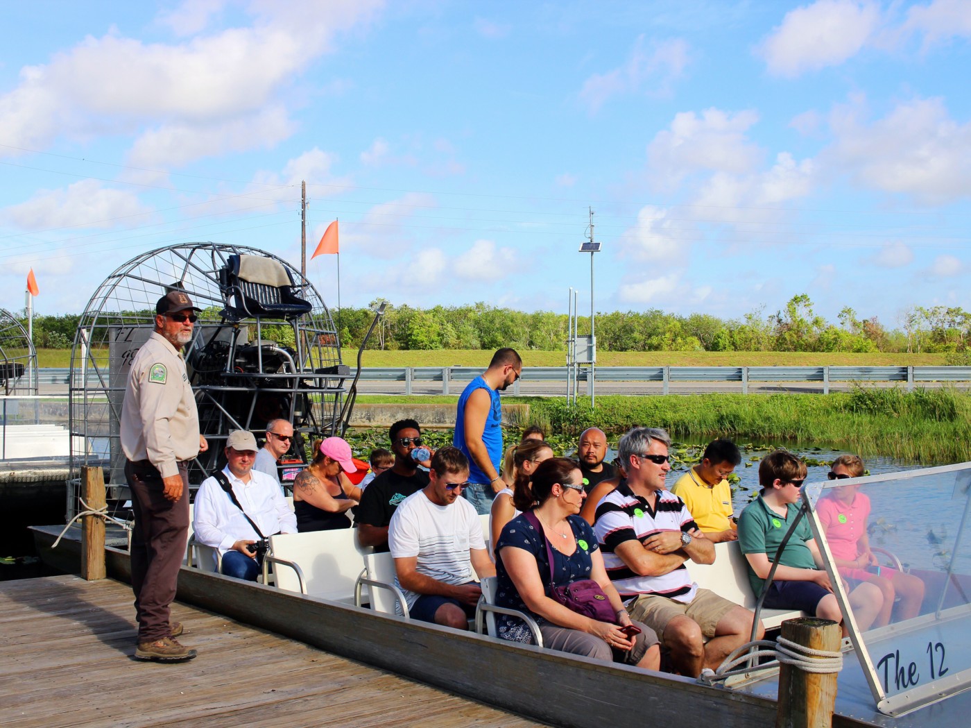 everglades-airboat-tour-gator-park-miami-florida-setarra