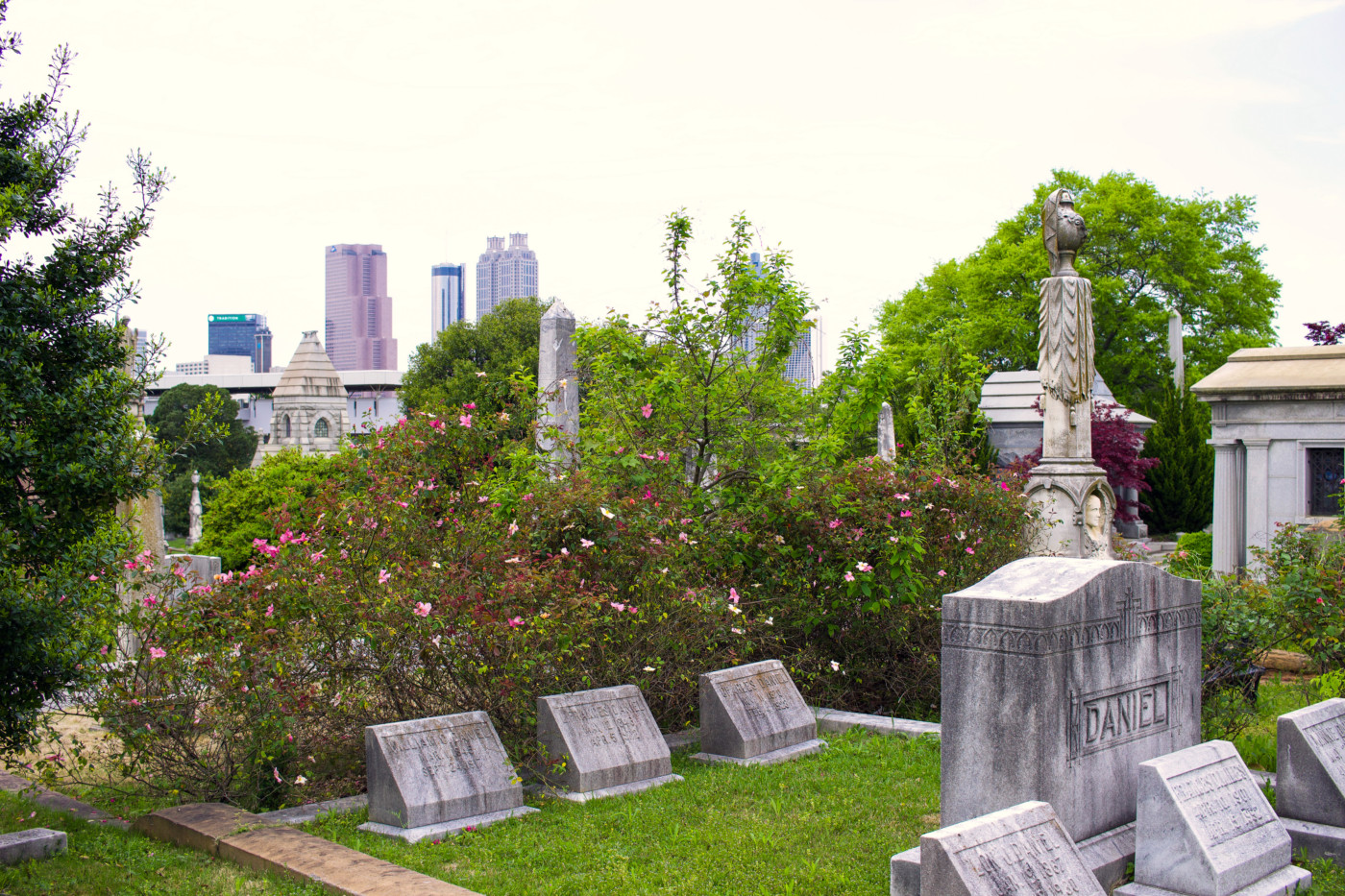 bike-tour-of-atlanta-setarra-oakland-cemetery