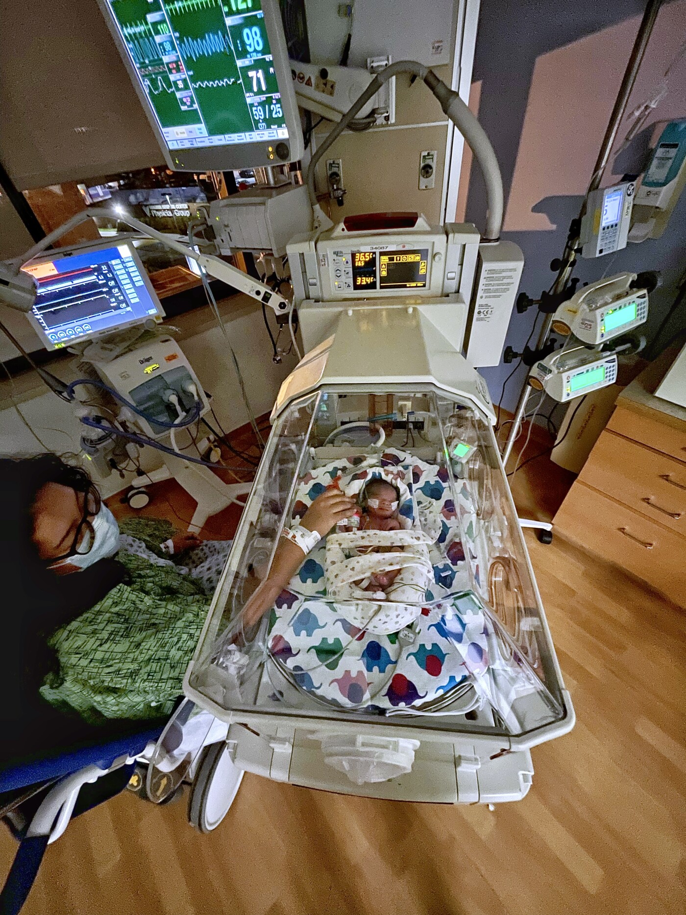 34-weeks-induction-preemie-positive-birth-story-setarra